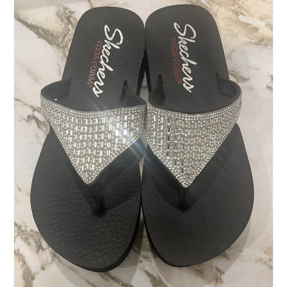 Skechers Yoga Foam Rhinestone Bling Flip Flops Women’s Size 8 Black Silver